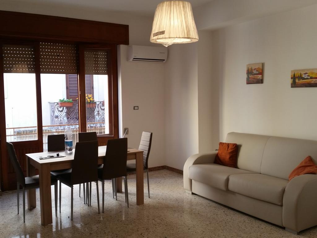 Senza Pensieri Villa Галатоне Екстериор снимка