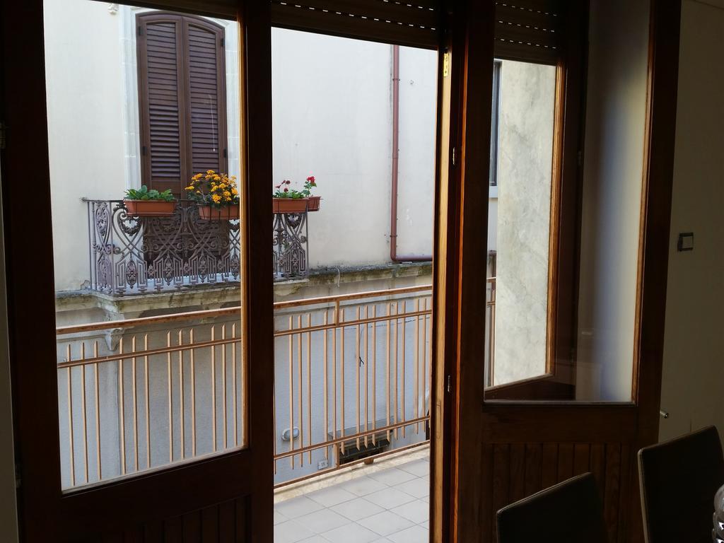 Senza Pensieri Villa Галатоне Екстериор снимка