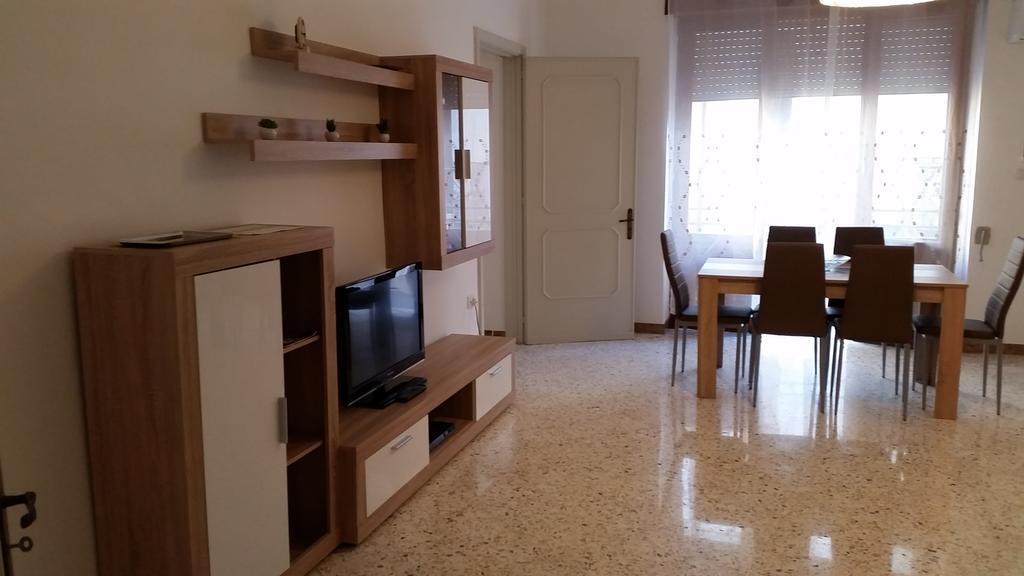 Senza Pensieri Villa Галатоне Екстериор снимка